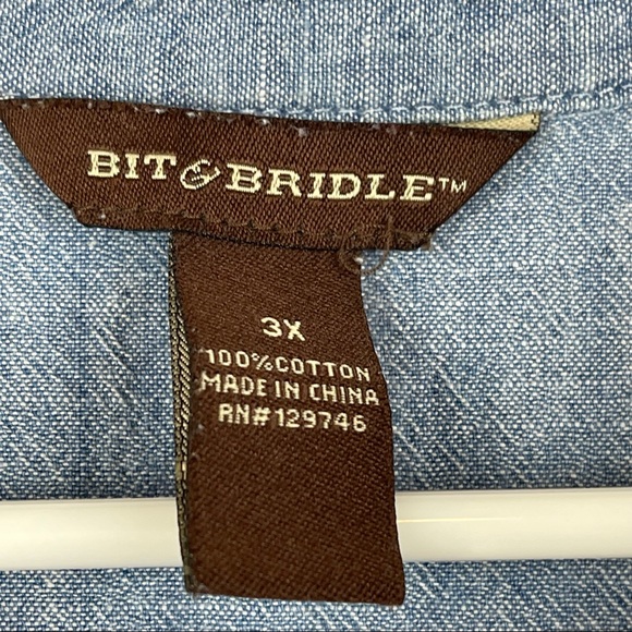 Bit & Bridle Denim Top Size 3X - Picture 3 of 5